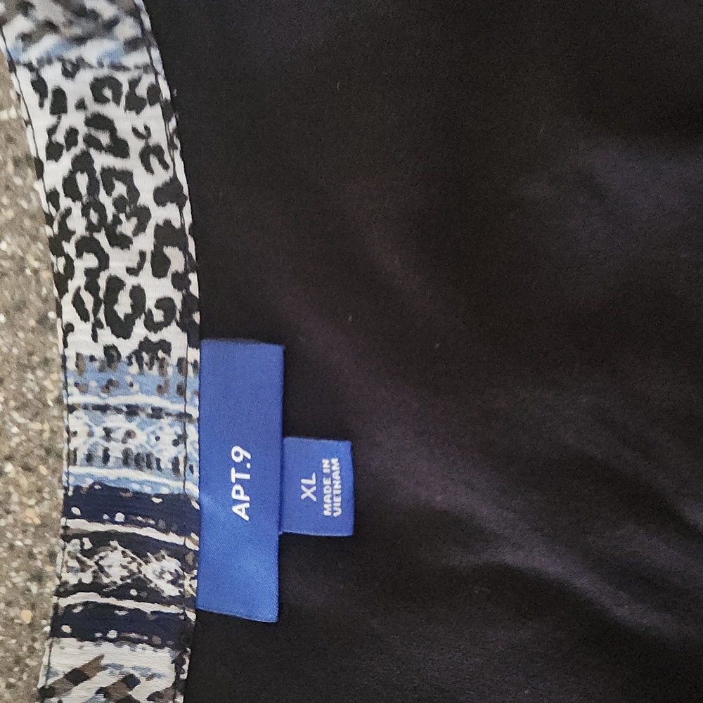 Top/blouse - Picture 4 of 5